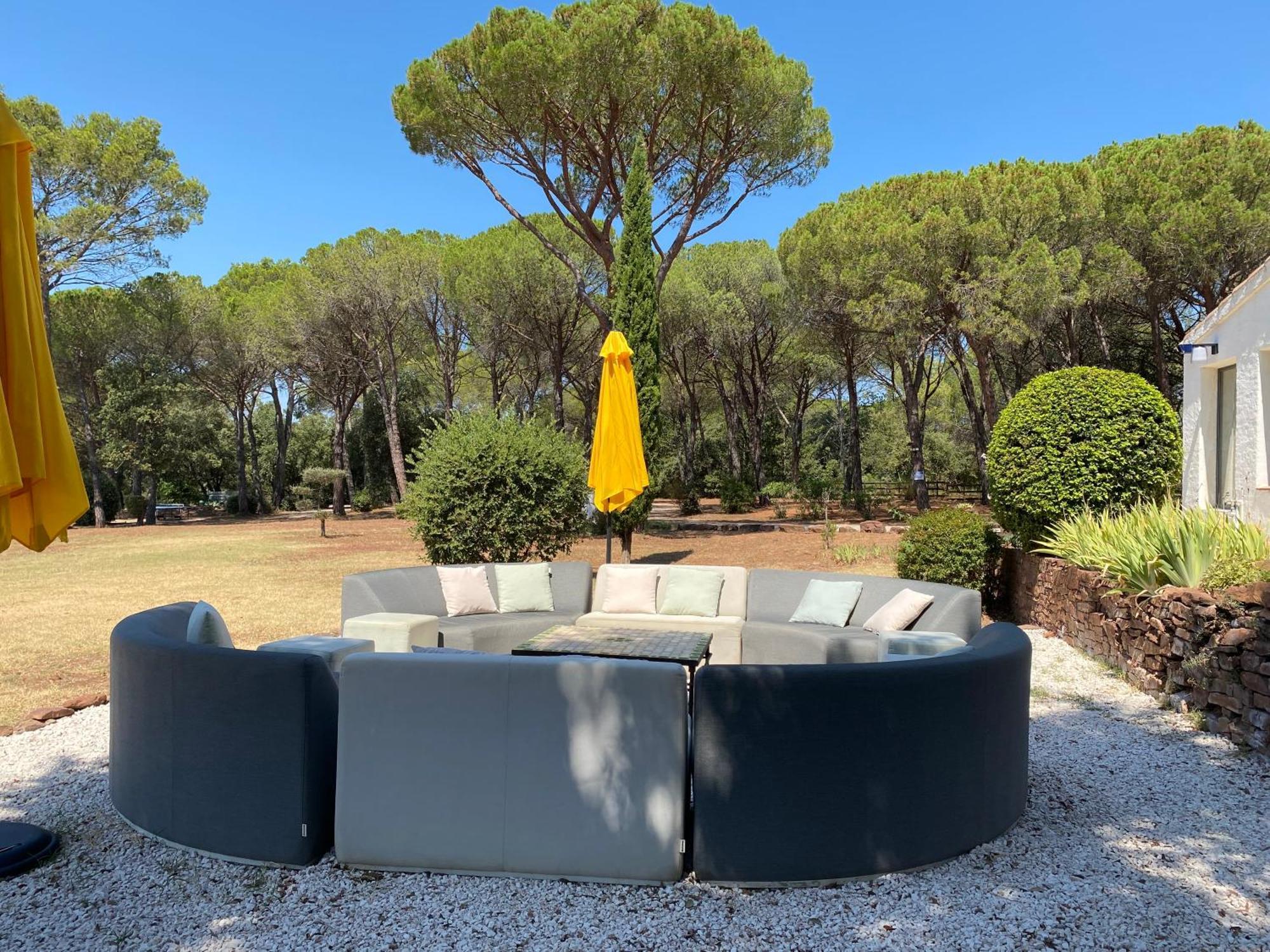 La Villa Le Cannet-des-Maures Exteriér fotografie