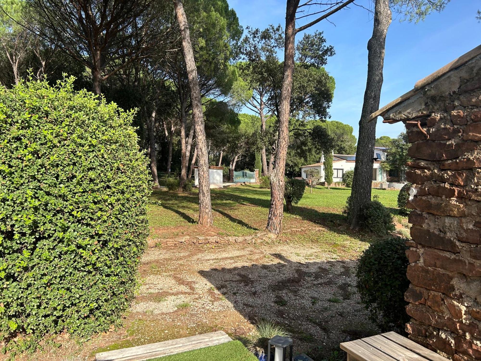 La Villa Le Cannet-des-Maures Exteriér fotografie