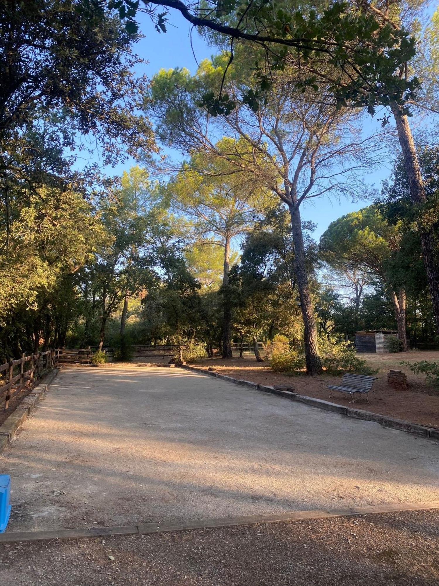 La Villa Le Cannet-des-Maures Exteriér fotografie
