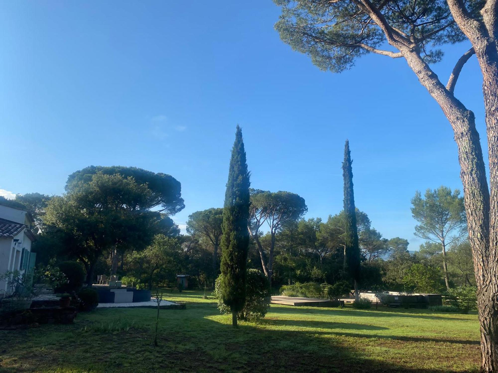 La Villa Le Cannet-des-Maures Exteriér fotografie